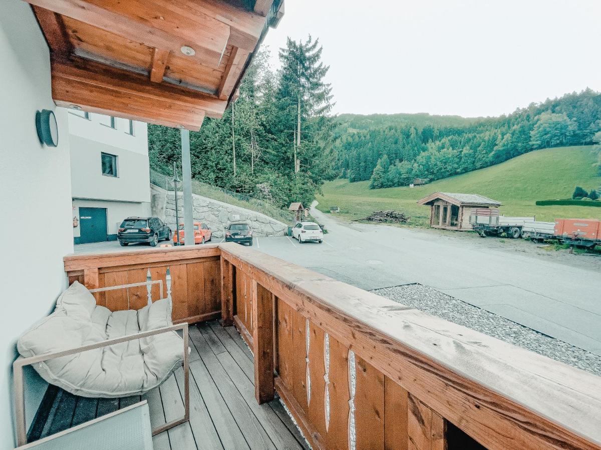 Oldwood Chalet - Balcony & Car Park By Alpenluxus Appartements Fügen Zewnętrze zdjęcie